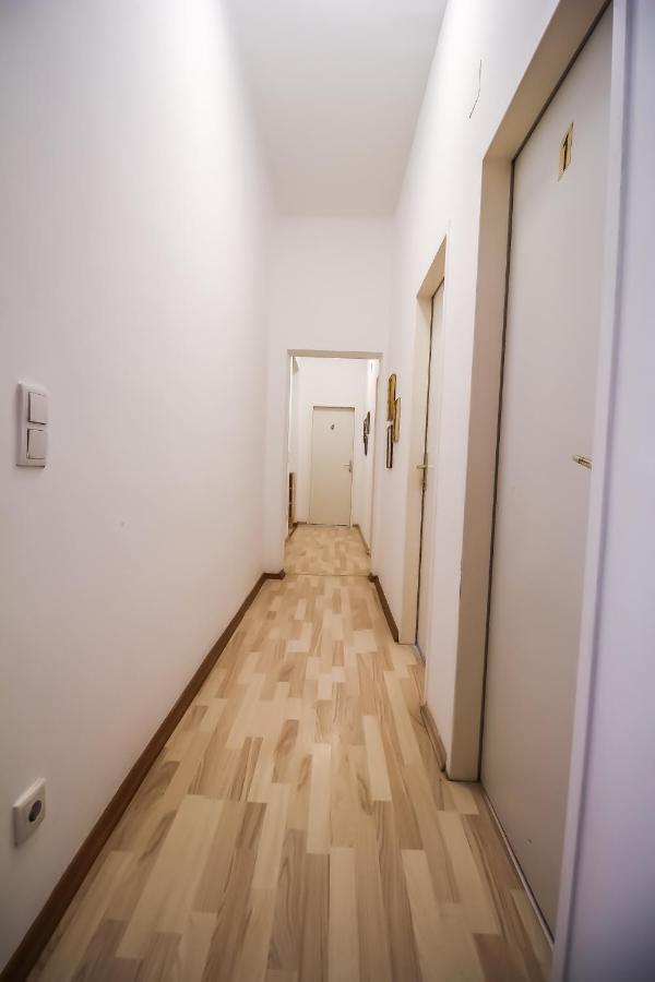 Private Room In Shared Apartment Pr3 Vienna Esterno foto